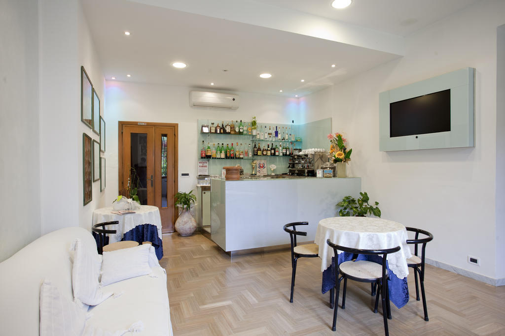 Grappolo D'Oro Hotel Pietrasanta Exterior foto
